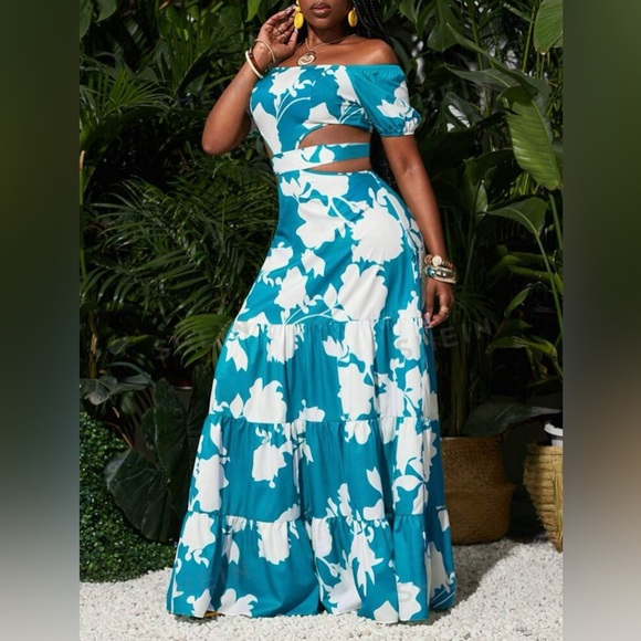 NWT - A fun summer, early fall floral dress. - Picture 3 of 4